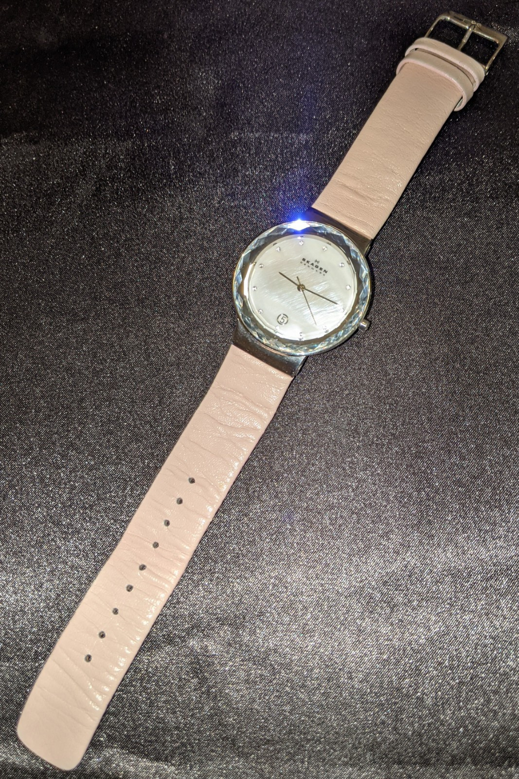 SKAGEN Women’s Quartz Watch SKW2165 MOP Crystal Bezel Blush Pink Leather Band