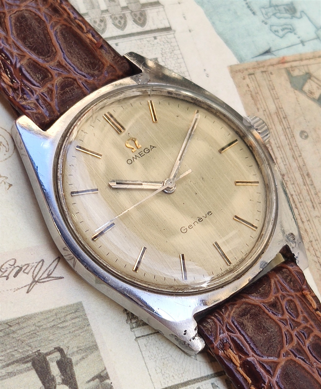 Omega Geneva 135.041 Cal. 601 – Vintage 1960s – Steel 34.5mm – Square Soleil