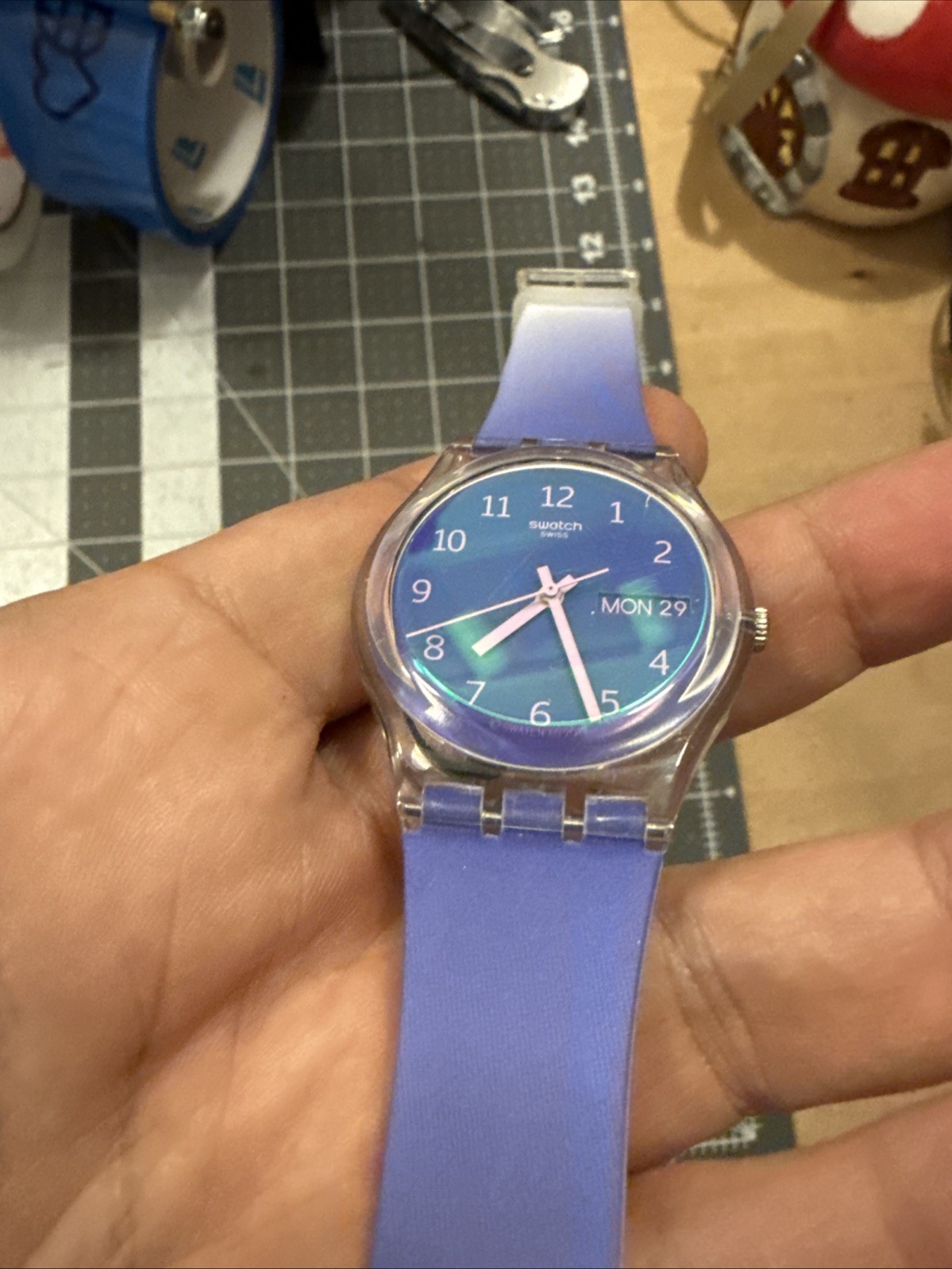 Swatch ULTRALAVANDE GE718 lilac watch Fantastic condition see pictures