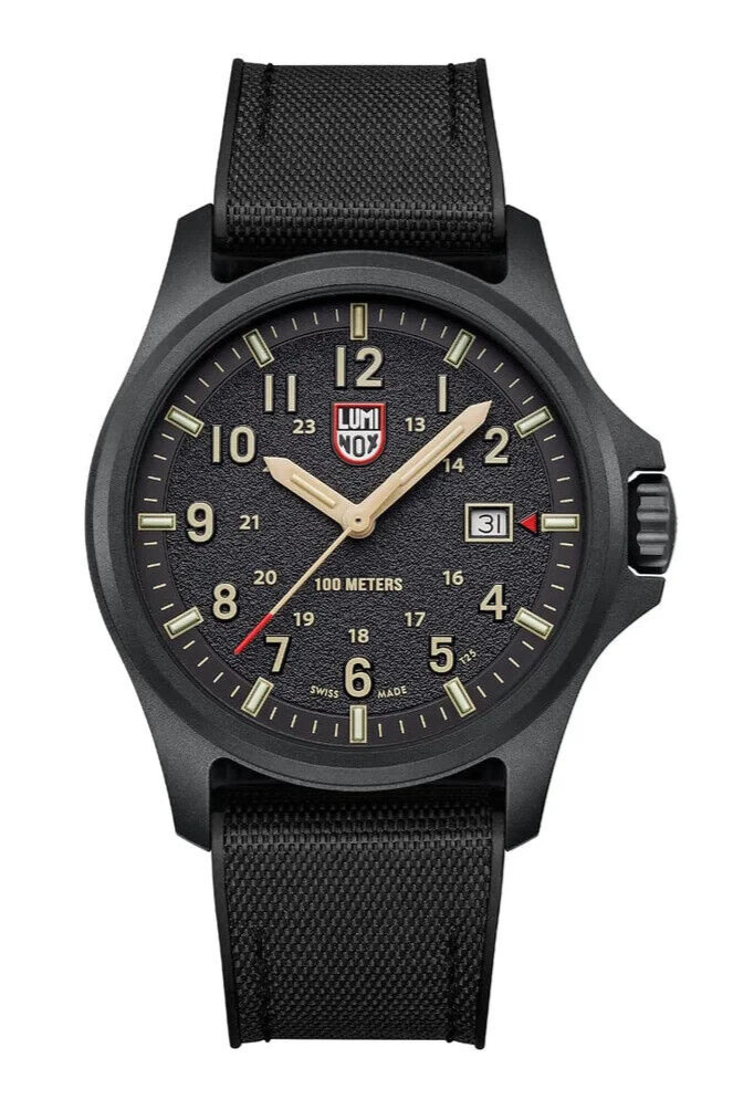 Luminox XL.1970.SET Men’s Atacama Field Black Dial Quartz 2 Strap 43 mm Watch