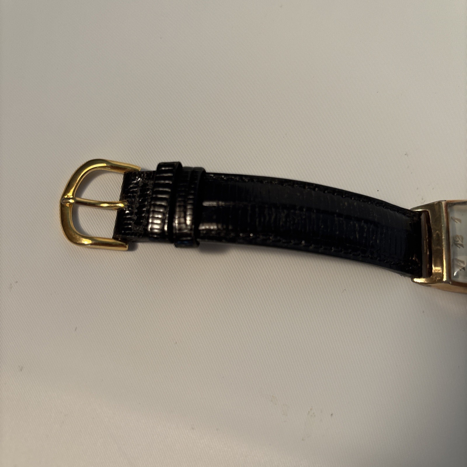 Vintage Elgin DuraPower 10K Gold Filled Tank Watch – Hadley Teju Strap – RUNS