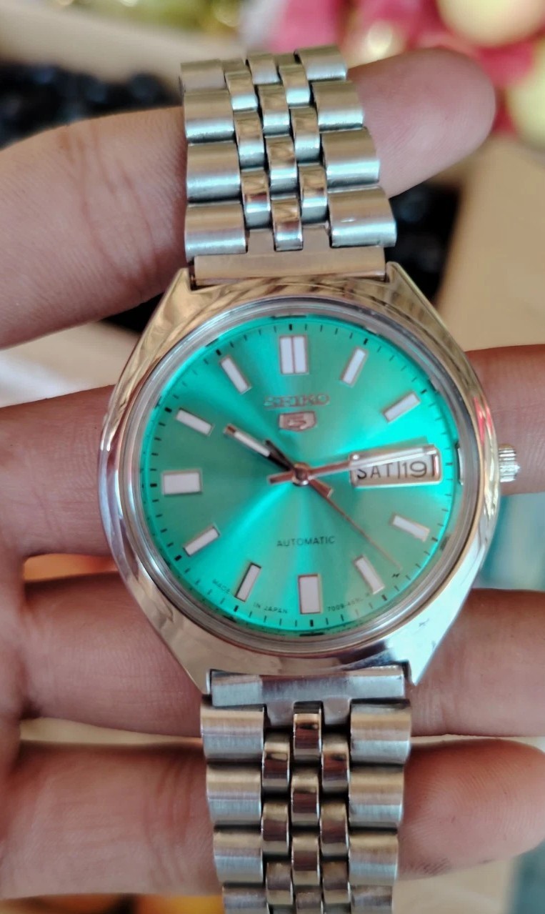 Vintage Seiko 5 Automatic 6309 Men’s Watch Blue Sunburst Dial Day Date Japan Run
