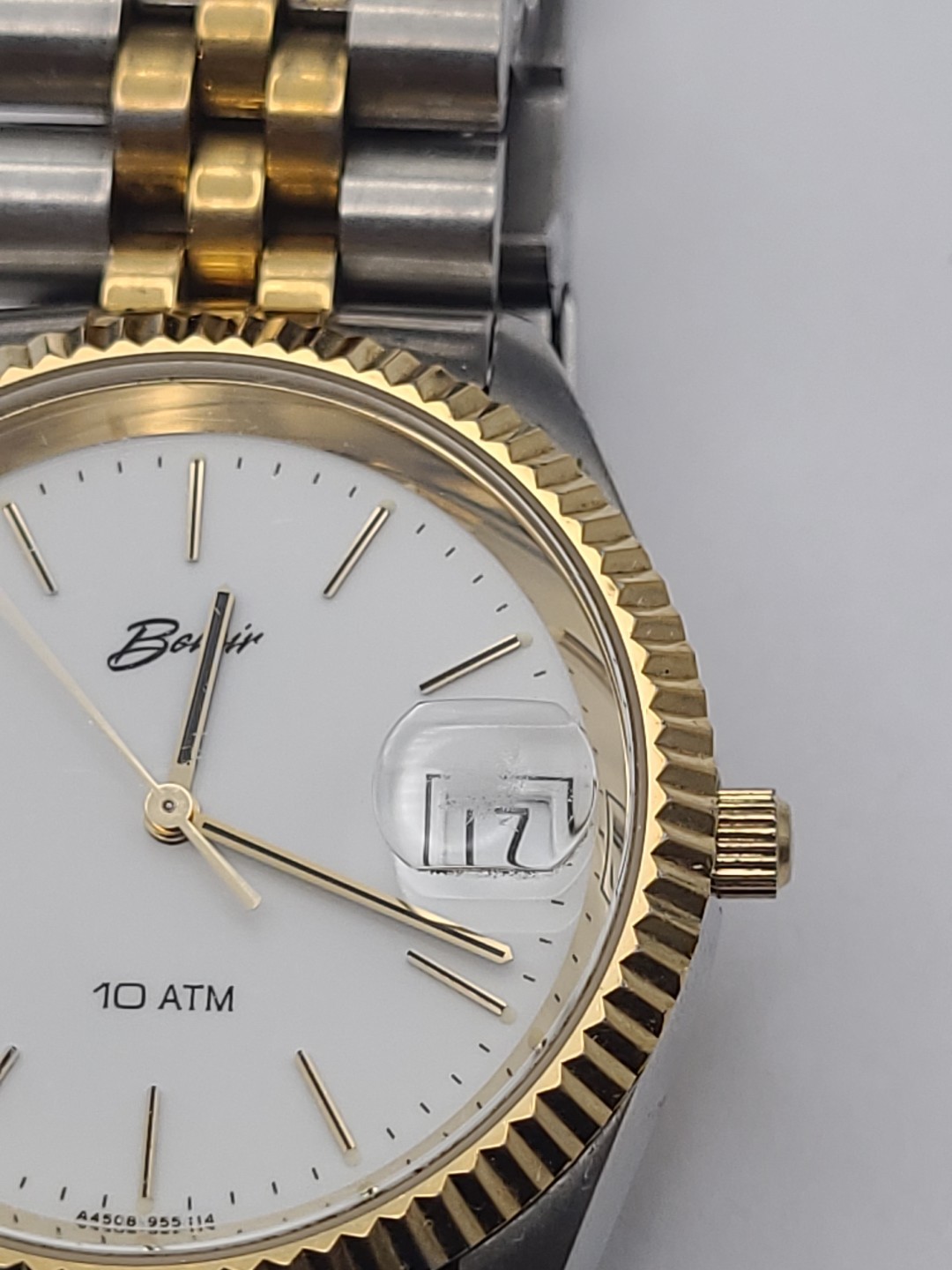 BELAIR Mens Analog Quartz Watch Fluted Bezel White Dial New Battery Working