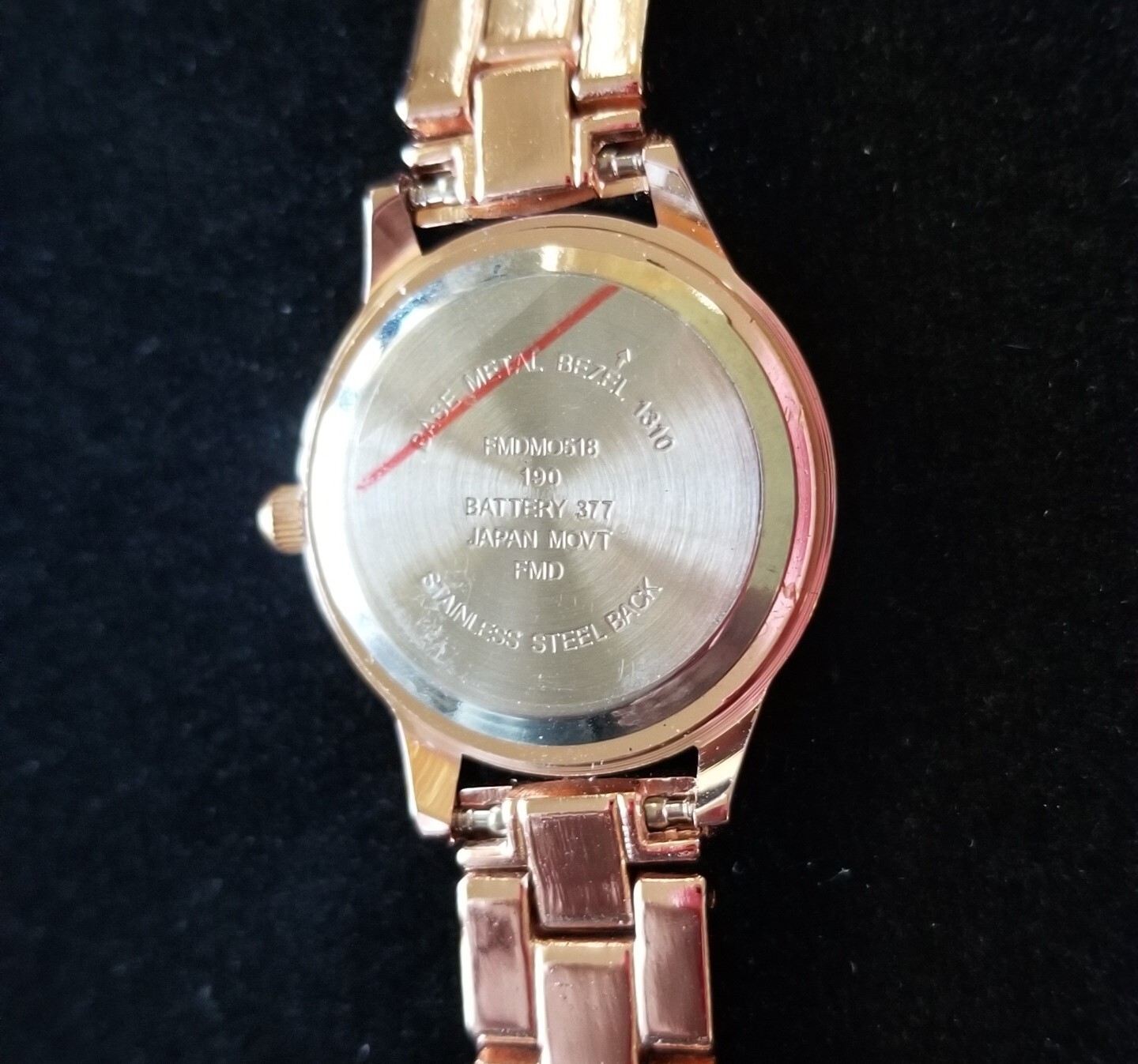 NIB Mossimo Rose Gold Tone Watch White Dial Link Band 6.75″ Max Size New Battery
